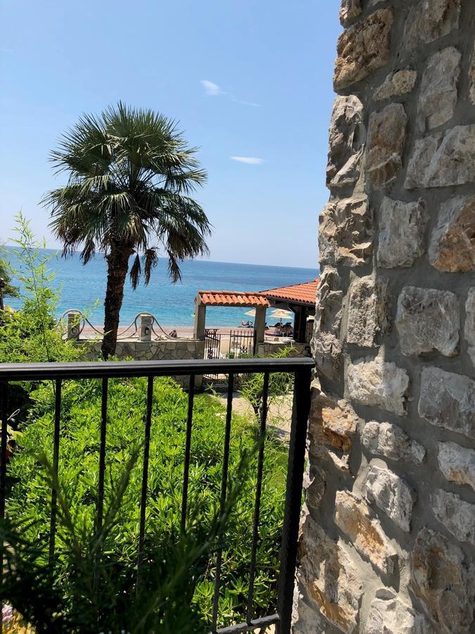 Sea Forever Petrovac Luaran gambar
