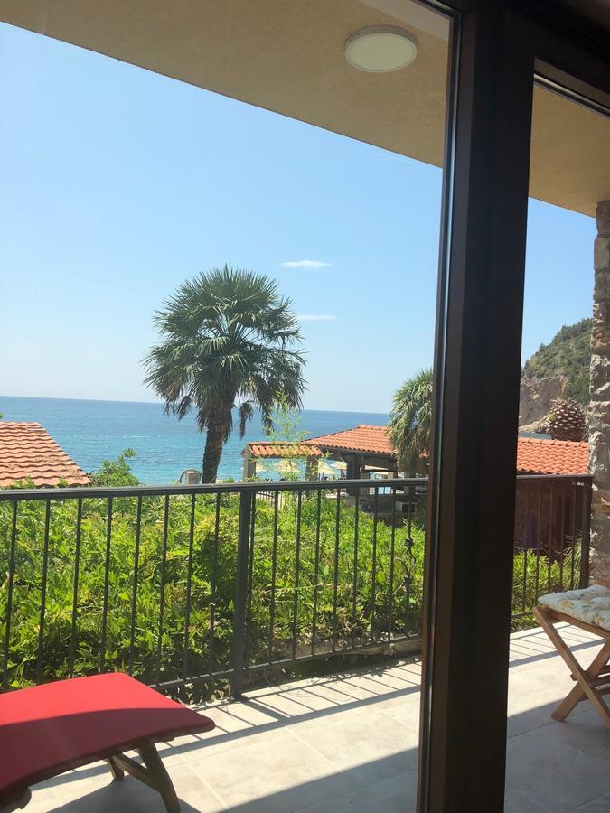 Sea Forever Petrovac Luaran gambar